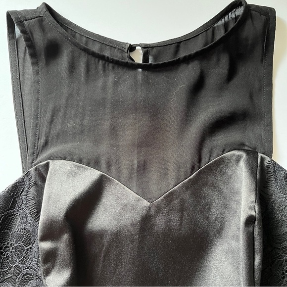 Guess Sweetheart Satin Black Cocktail Dress Eyelash Lace Overlay Evening Sz 4 - Picture 12 of 16